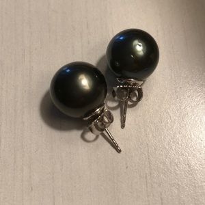 Tahitian Pearl 10mm Studs w/ 14K White Gold Posts